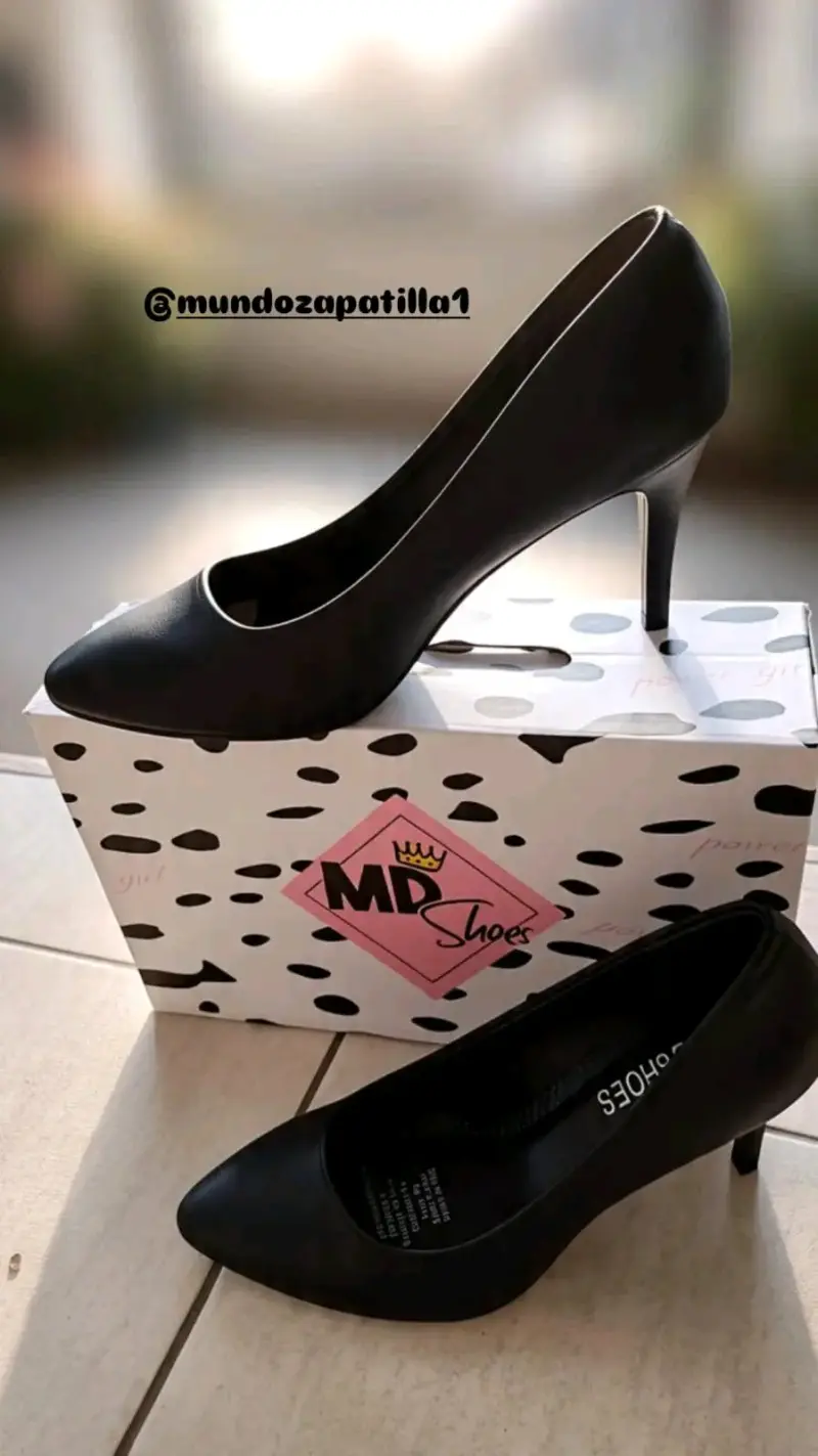 Zapatos de Tacón Negro MD  Elegantes
