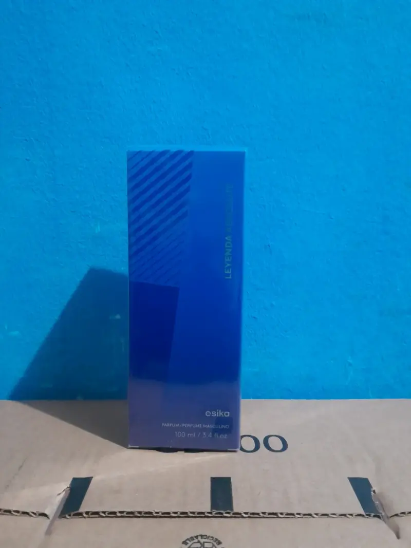 Perfume masculino Ésika Leyenda 100 ml