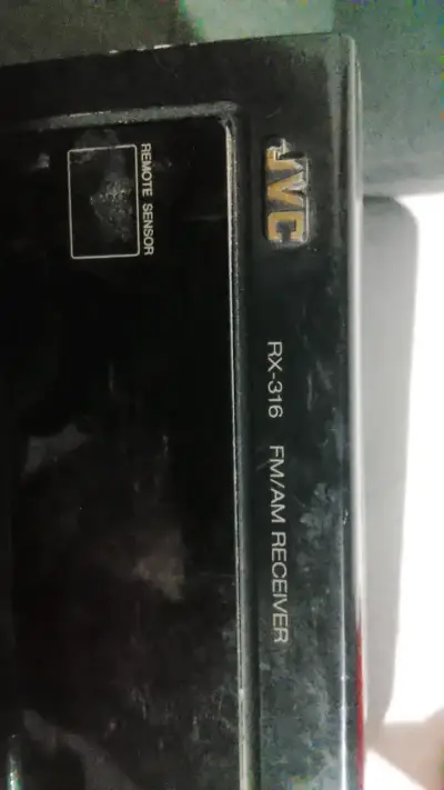 Receptor JVC RX-316 FM/AM en buen estado - miniatura 2