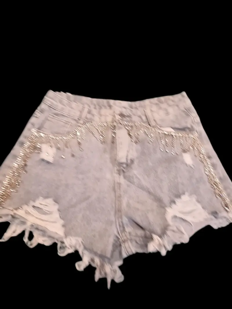 Shorts de mezclilla con detalles de pedrería - 2