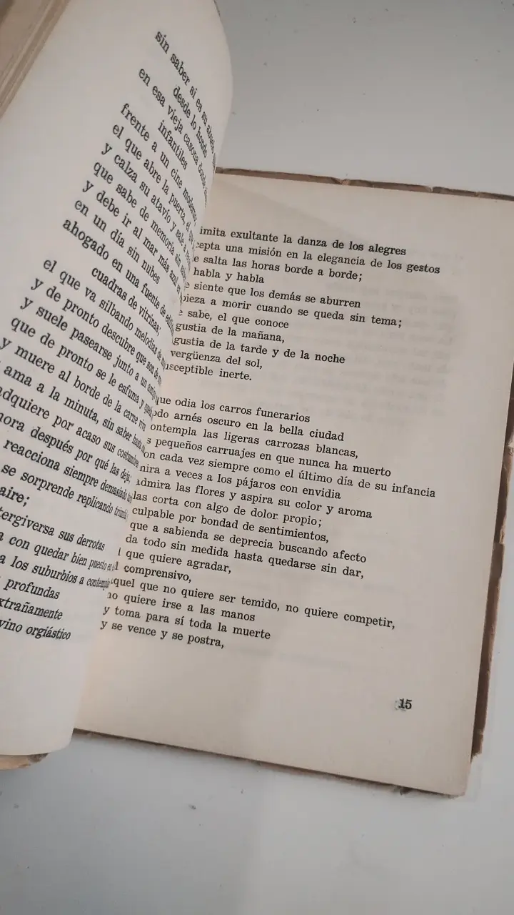 Libro 'Balada del Suicida Cotidiano' de Gabriel Carvajal - 5