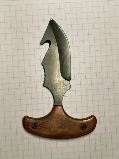 Cuchillo de caza con mango de madera y funda - miniatura 2