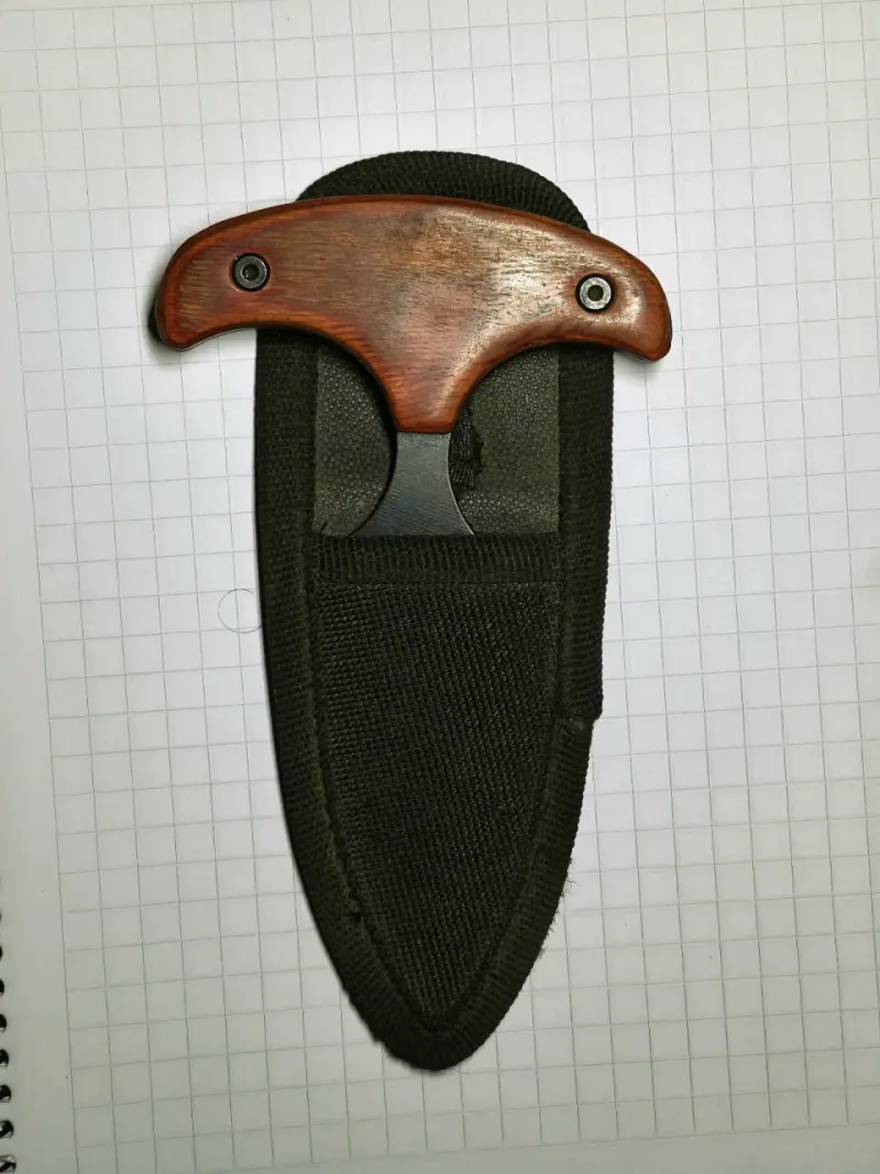 Cuchillo de caza con mango de madera y funda - 4