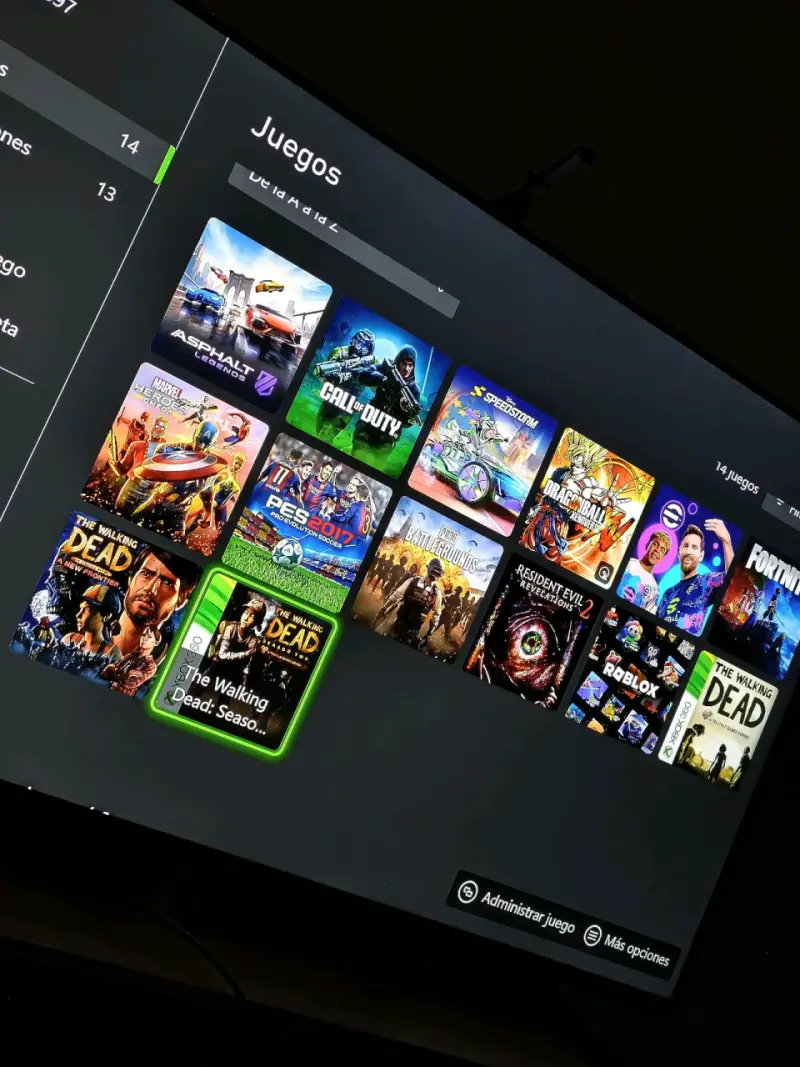 Consola Xbox One con 1 juego físico y descargados - 6