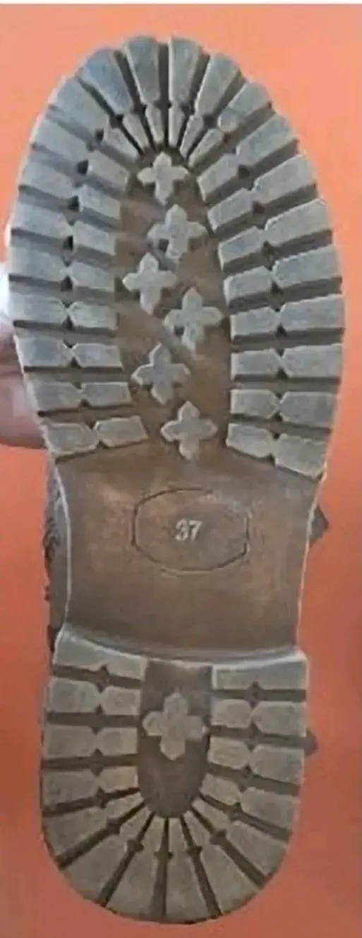 Botines de gamuza marrón con hebillas - 4