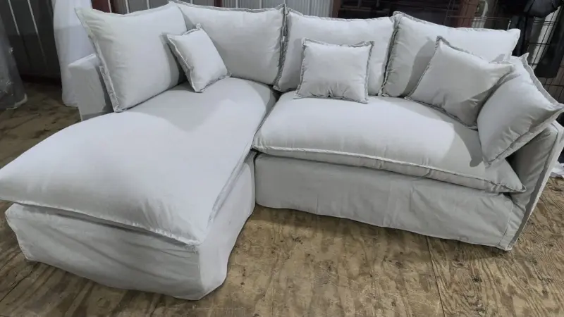 Sofá seccional esquinero gris claro nuevo - 1