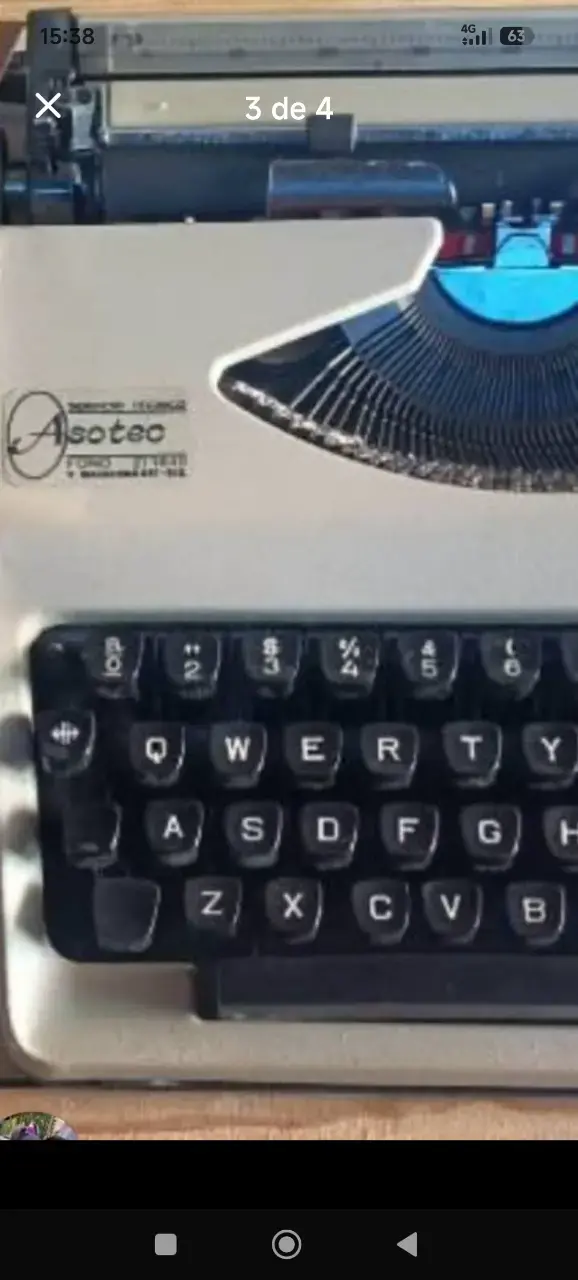 Máquina de escribir Asotec Traveller en buen estado - 2