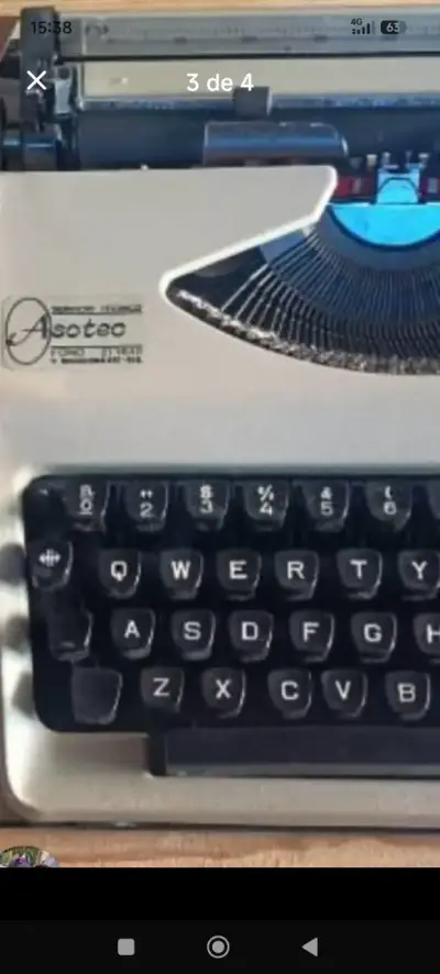 Máquina de escribir Asotec Traveller en buen estado - miniatura 2