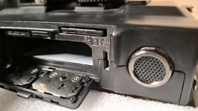Grabadora de Audio Tascam DR-70D para DSLR - 5