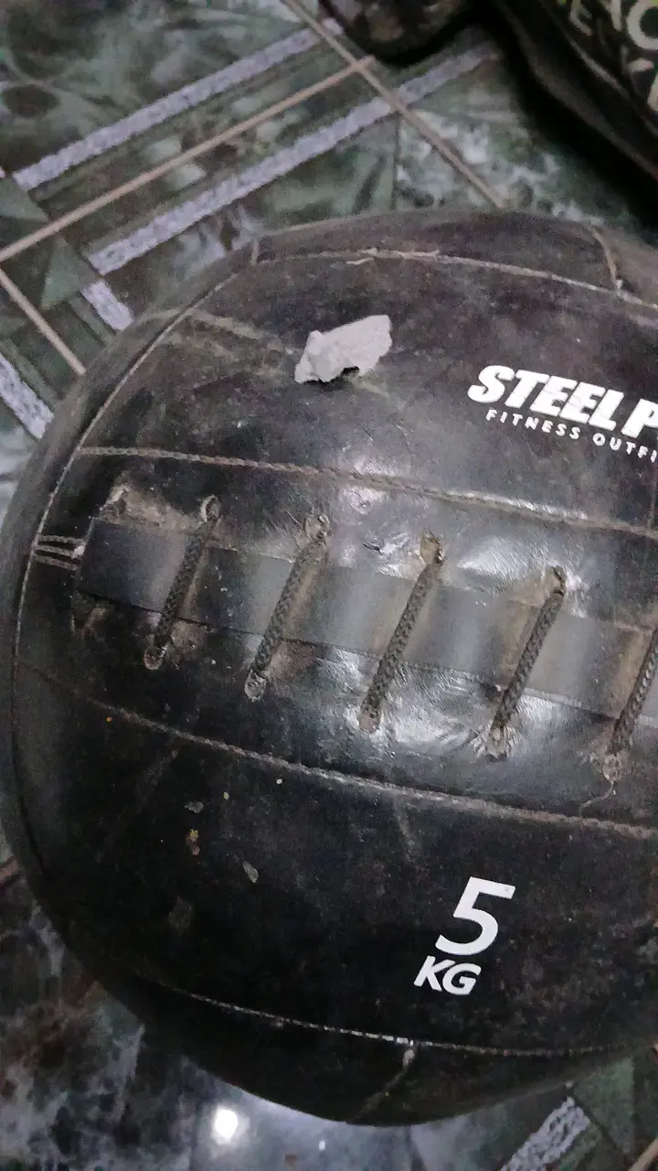 Pelota de entrenamiento Steel Punk 5 kg - 2