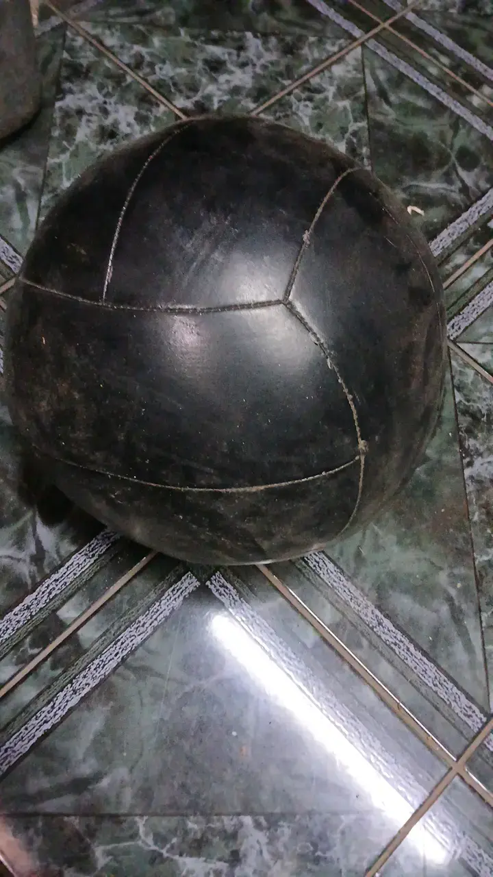 Pelota de entrenamiento Steel Punk 5 kg - 4