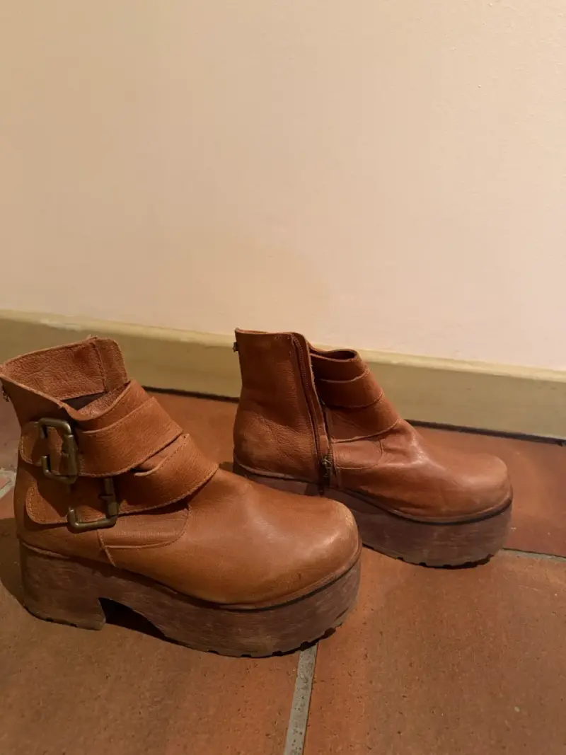 Botines de cuero marrón con plataforma y hebillas - 3