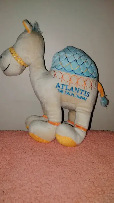 Peluche de camello Atlantis The Palm Dubai - miniatura 1