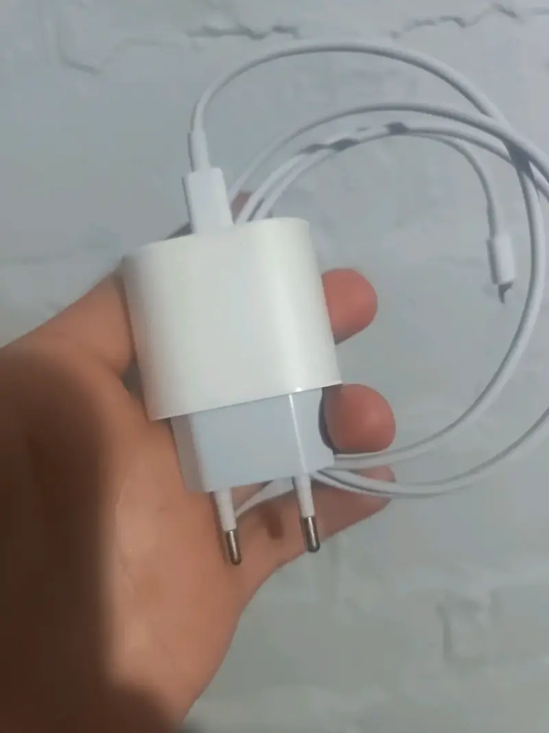 Cargador USB-C 35W con Cable Lightning - 2