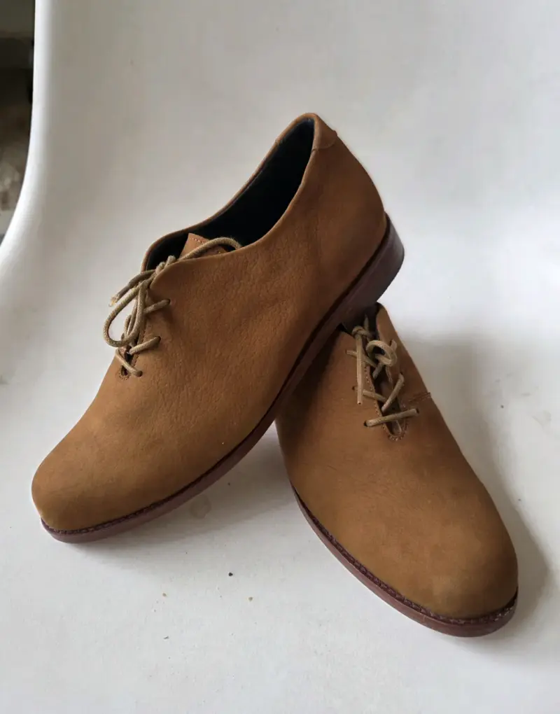 Zapateria maestra, cuero.