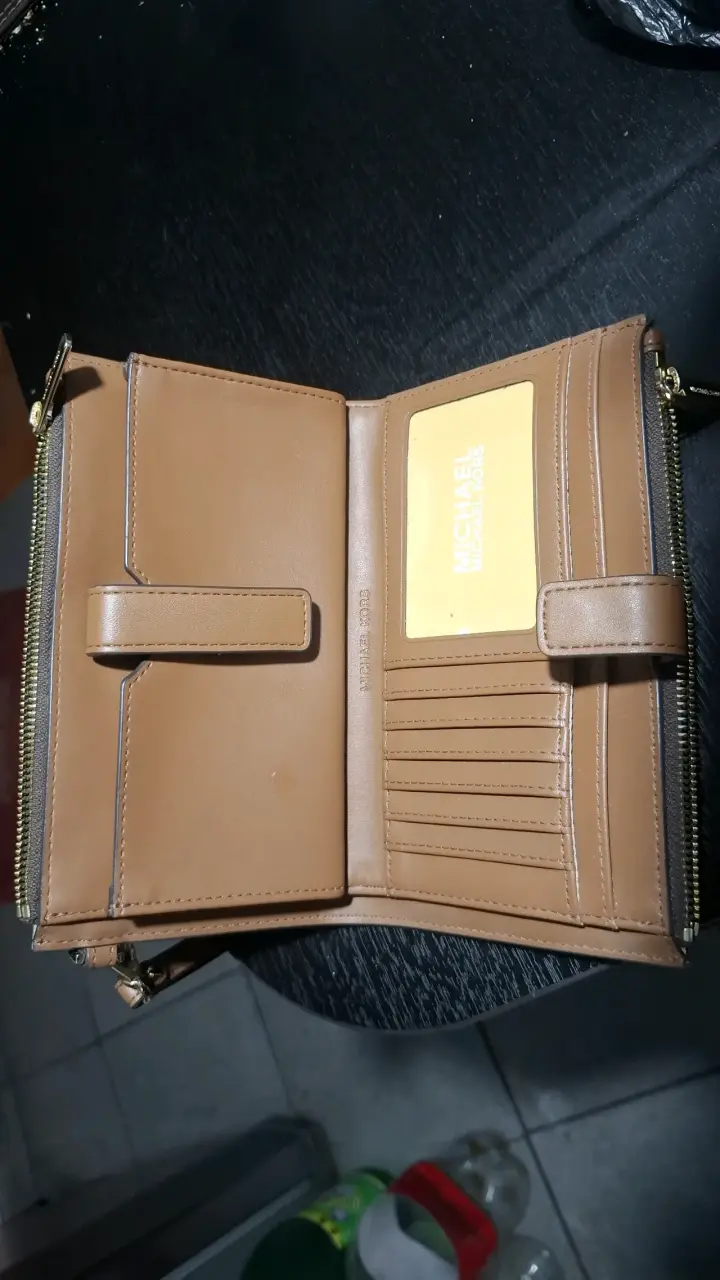 Cartera de mano Michael Kors marrón - 4