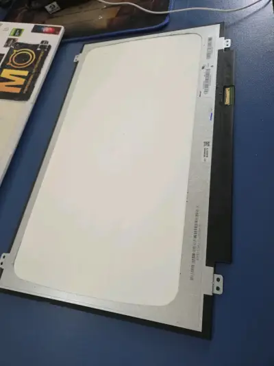 Pantalla de repuesto  para laptop - miniatura 4