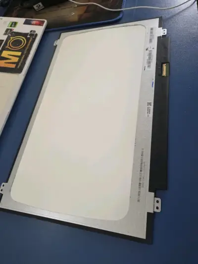Pantalla de repuesto  para laptop - miniatura 5