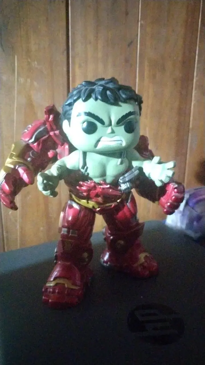 Figura de acción Hulkbuster Hulk edición especial - 1