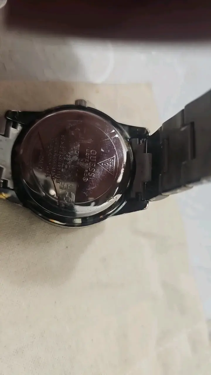 Reloj Guess estampado animal print - 3
