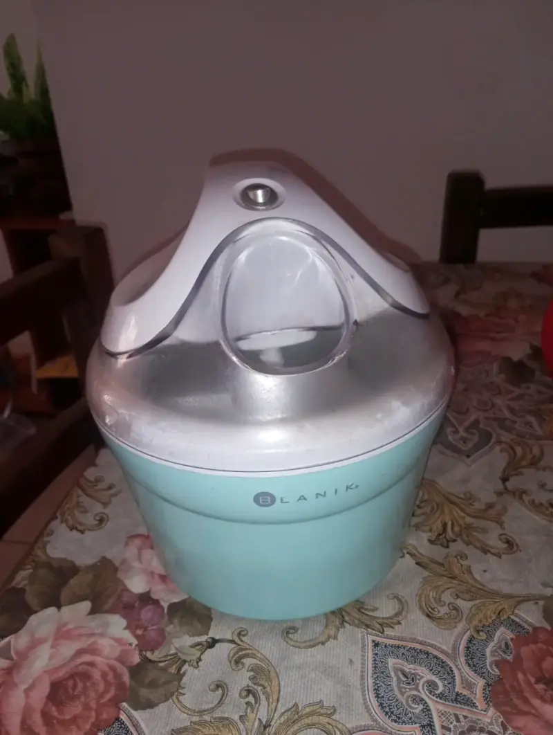 Máquina de Helados Elanik con Tapa Transparente - 5