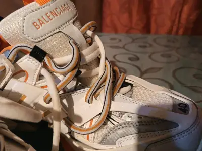 Zapatillas deportivas Balenciaga Track blancas y naranjas - miniatura 3
