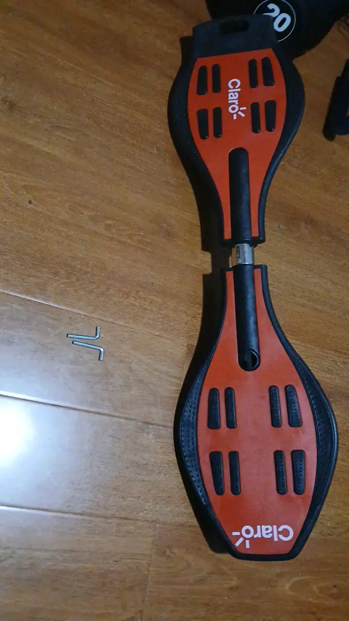 Waveboard Claro rojo y negro con ruedas giratorias - 3