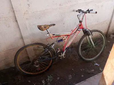 Bicicleta montaña Lahsen Impact usada - miniatura 5