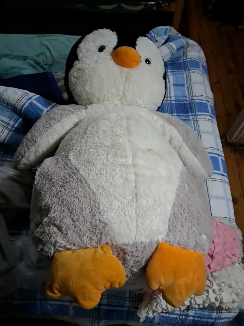 Peluche gigante de pingüino suave y esponjoso - 2
