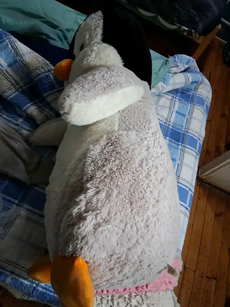 Peluche gigante de pingüino suave y esponjoso - 4