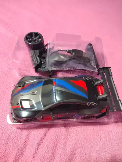 Auto RC Drift Racing 1:24 Enoze con Control Remoto - miniatura 2