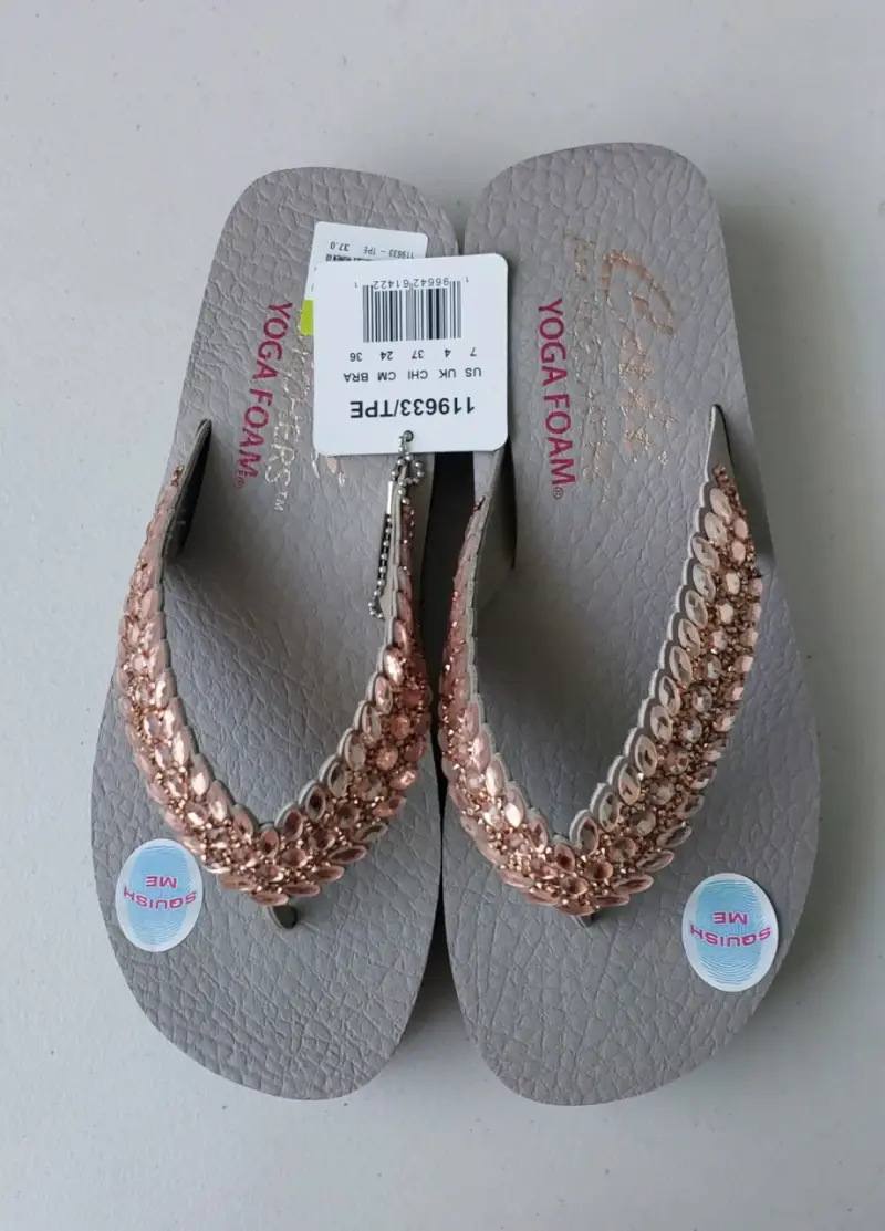Sandalias Skechers Yoga Foam doradas - 3