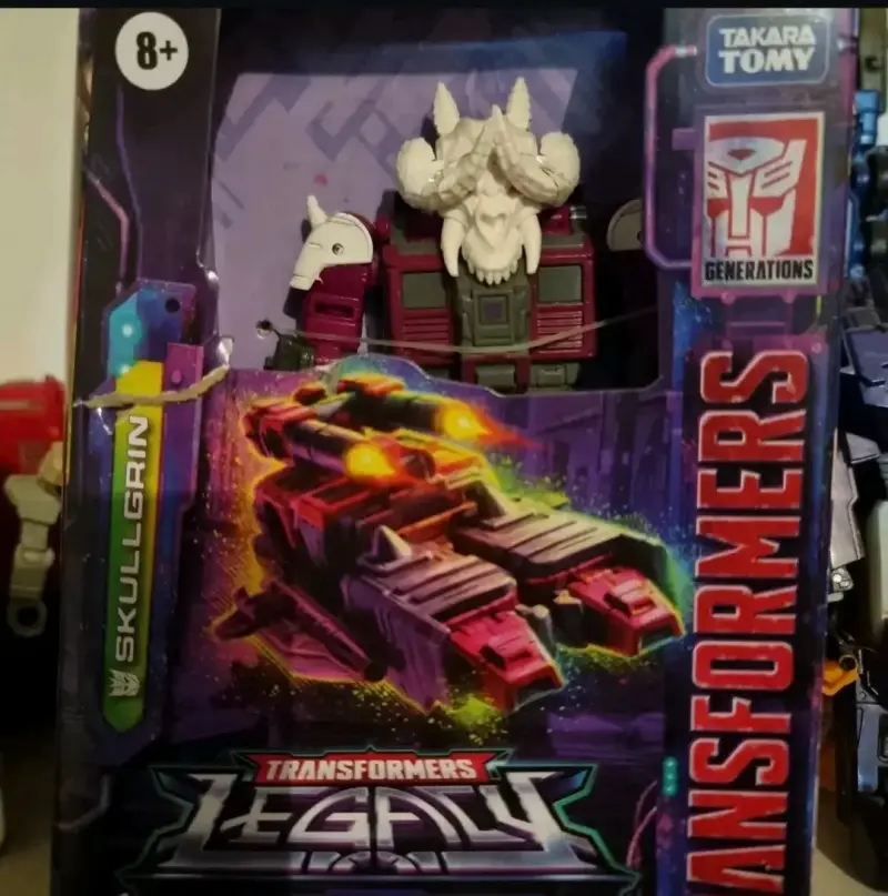 Figura de acción Transformers Legacy - 4