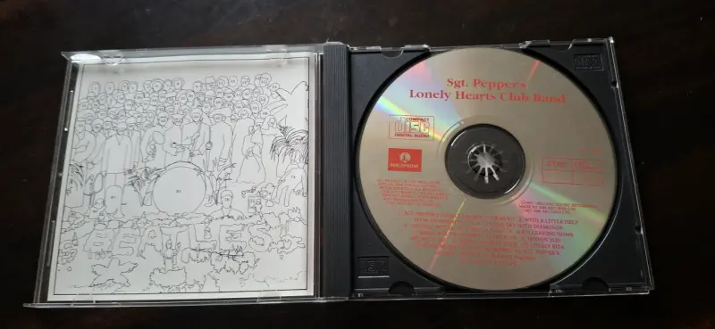 CD The Beatles Sgt Pepper's Lonely Hearts Club Ban - 2