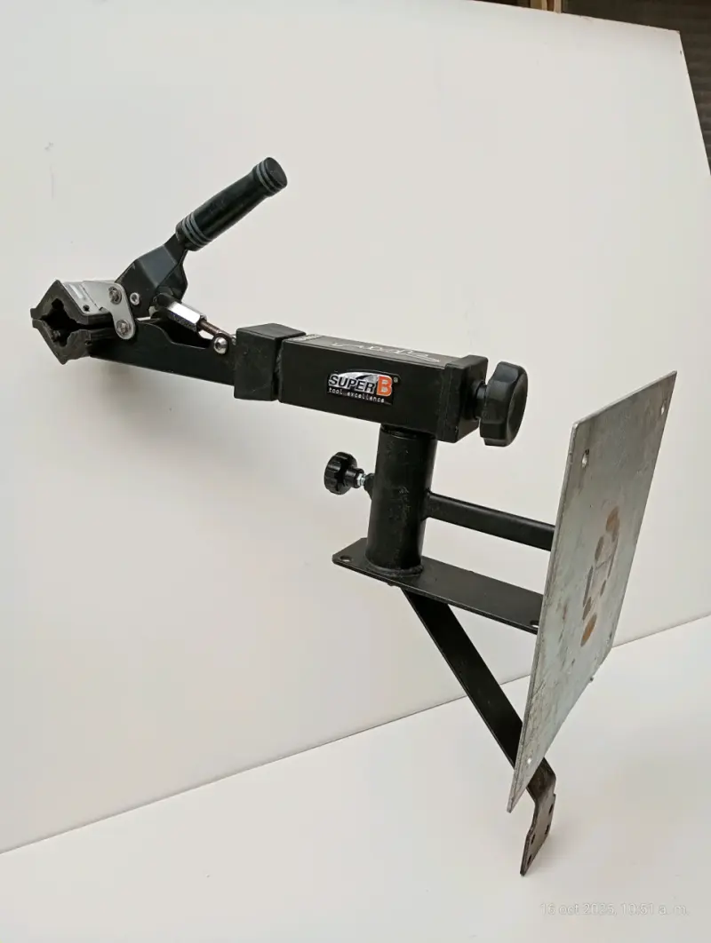 Soporte de Bicicleta de Pared Super B - 2
