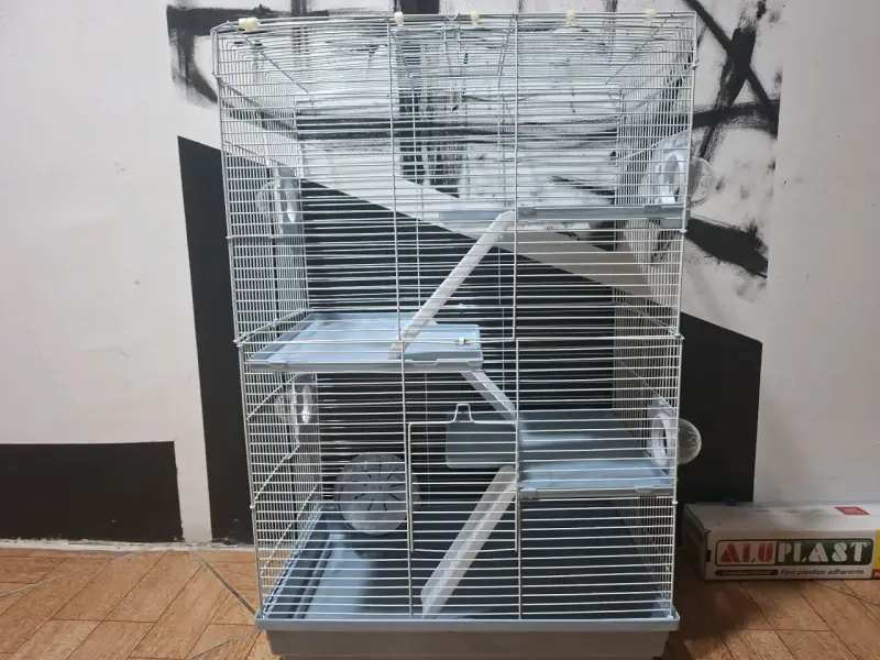 Jaula de 3 pisos con rueda y sustrato - 2
