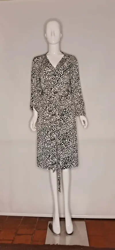 Línea Style - Vestido Wrap Banana Republic XL - miniatura 1