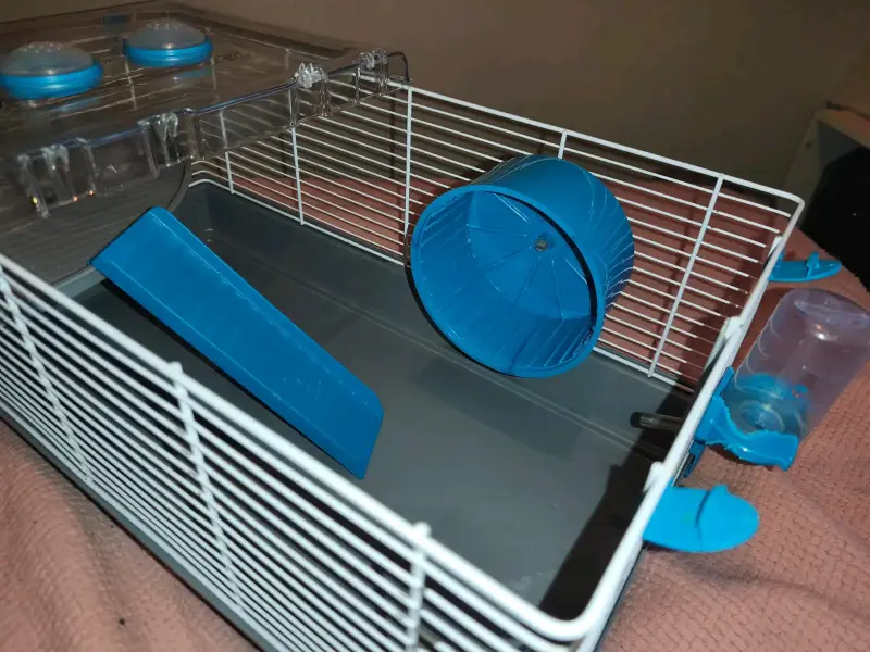 Jaula para hámster con accesorios azules - 3