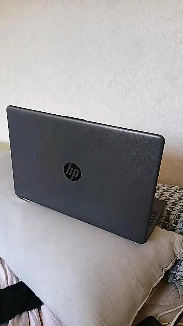 Notebook HP 15.6 pulgadas en buen estado - 2