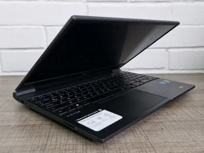 HP Victus 15 Gaming i5 / RTX 2050 / 16GB / SSD 512 - miniatura 3