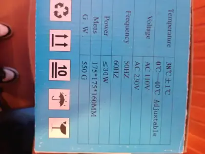 Incubadora de huevos para 7 unidades con control de temperatura - miniatura 2