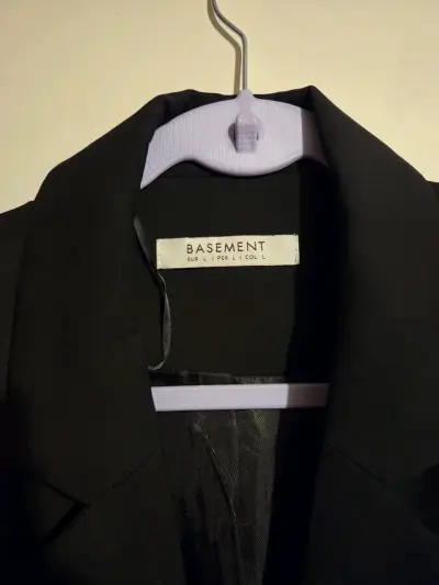 Blazer negro sin mangas Basement elegante - miniatura 2
