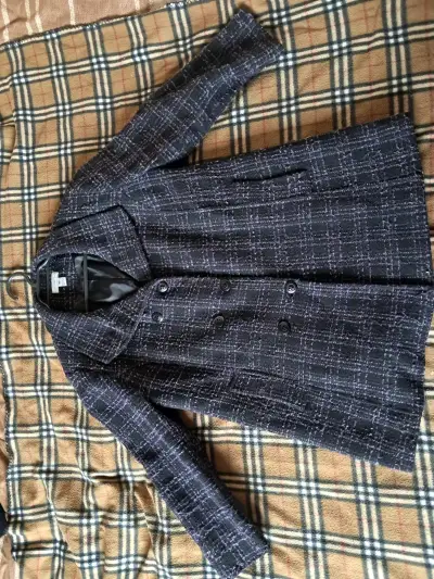 Abrigo de lana gris para mujer - miniatura 1