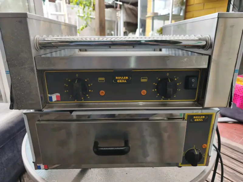 Rostizador de vienesas rodillos Roller Grill - 3