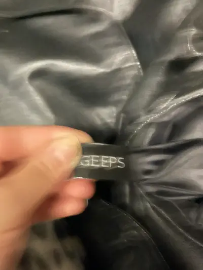 Chaqueta de cuero negra para mujer - miniatura 3