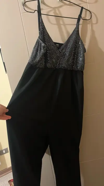 Enterito negro con lentejuelas para fiesta - miniatura 3