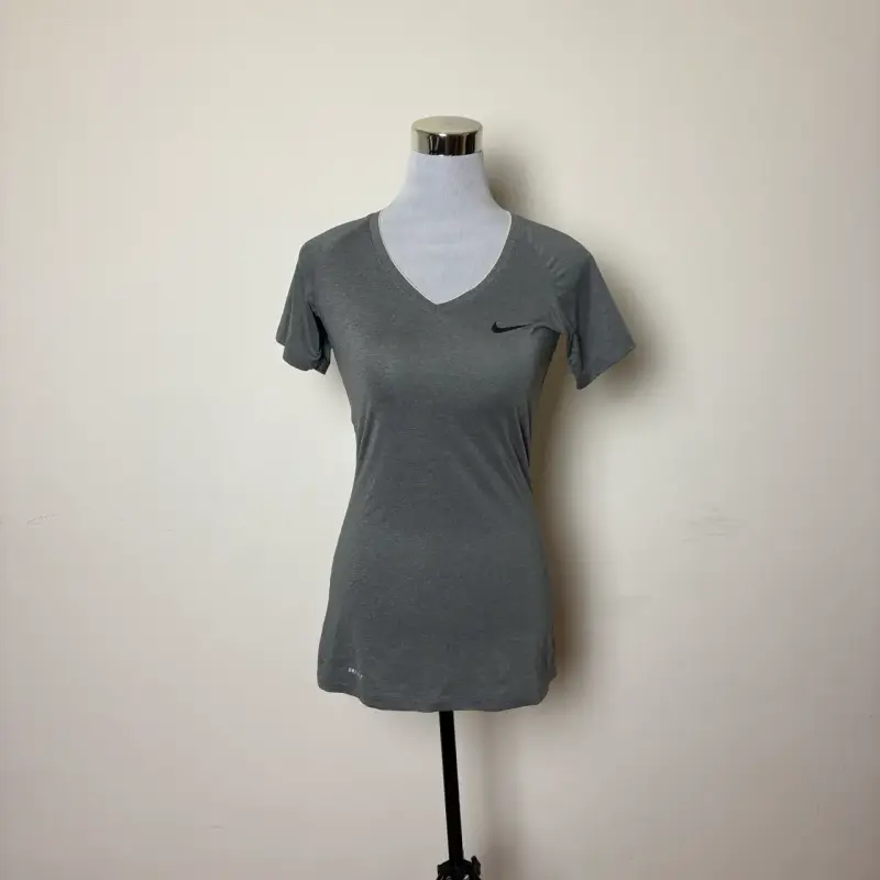 Polera Deportiva Nike Pro Gris Dri-FIT - 2