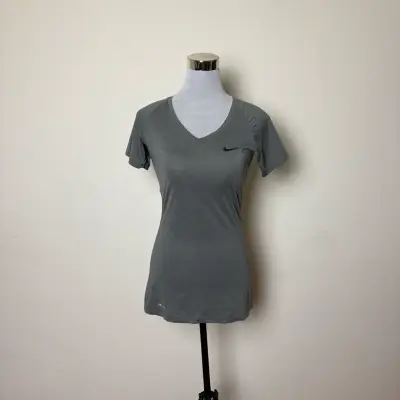 Polera Deportiva Nike Pro Gris Dri-FIT - miniatura 2