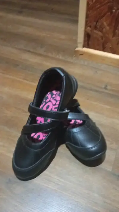 Zapatos escolares negros para niña con velcro - miniatura 2