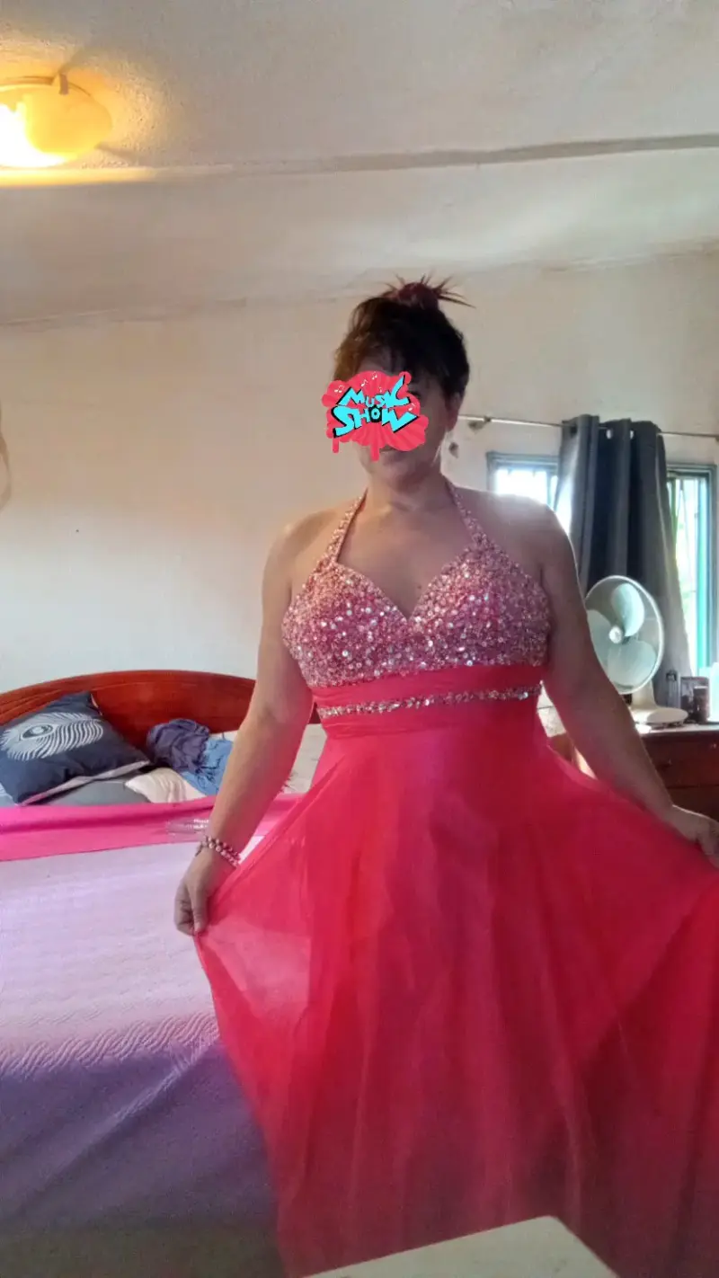 Vestido de fiesta largo rosa con lentejuelas